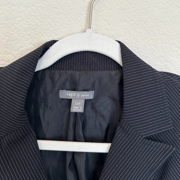 Apt 9 Black with White Stripes Blazer - Picture 3 of 5
